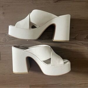 Dolce Vita Wonder Ivory Leather Platform Slide Sandals